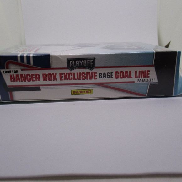 2020 Panini Playoff NFL Football Retail Hanger Box 60 Cards - Picture 2 of 4